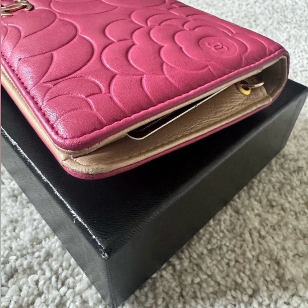 Chanel Pink Camellia with Champage Embossed Wallet - Picture 6 of 7